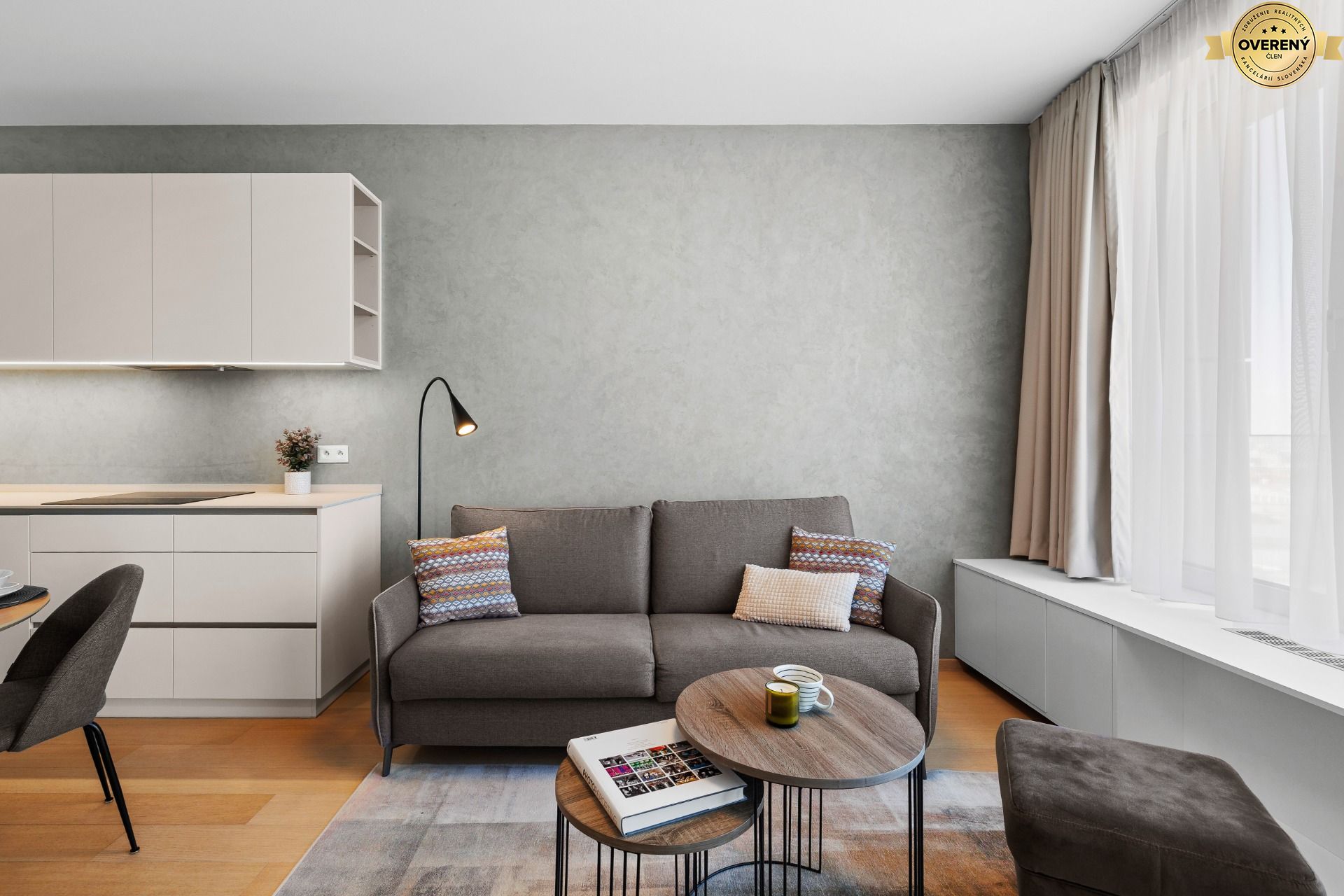NUERA︱SKY PARK luxury furnished 2-room apartment on 15th floor