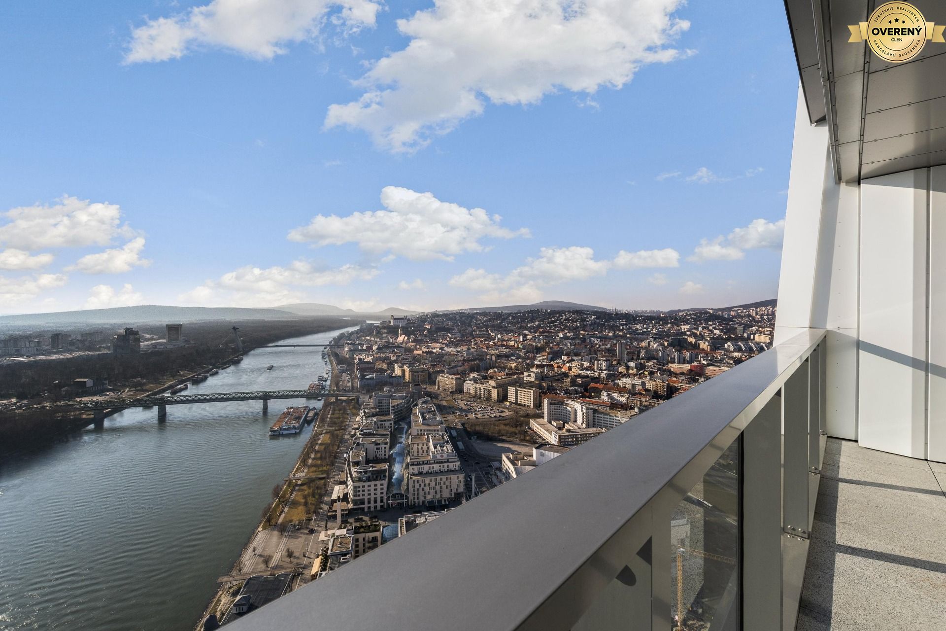 NUERA︱EUROVEA TOWER - Penthouse 2-bedroom residence 
