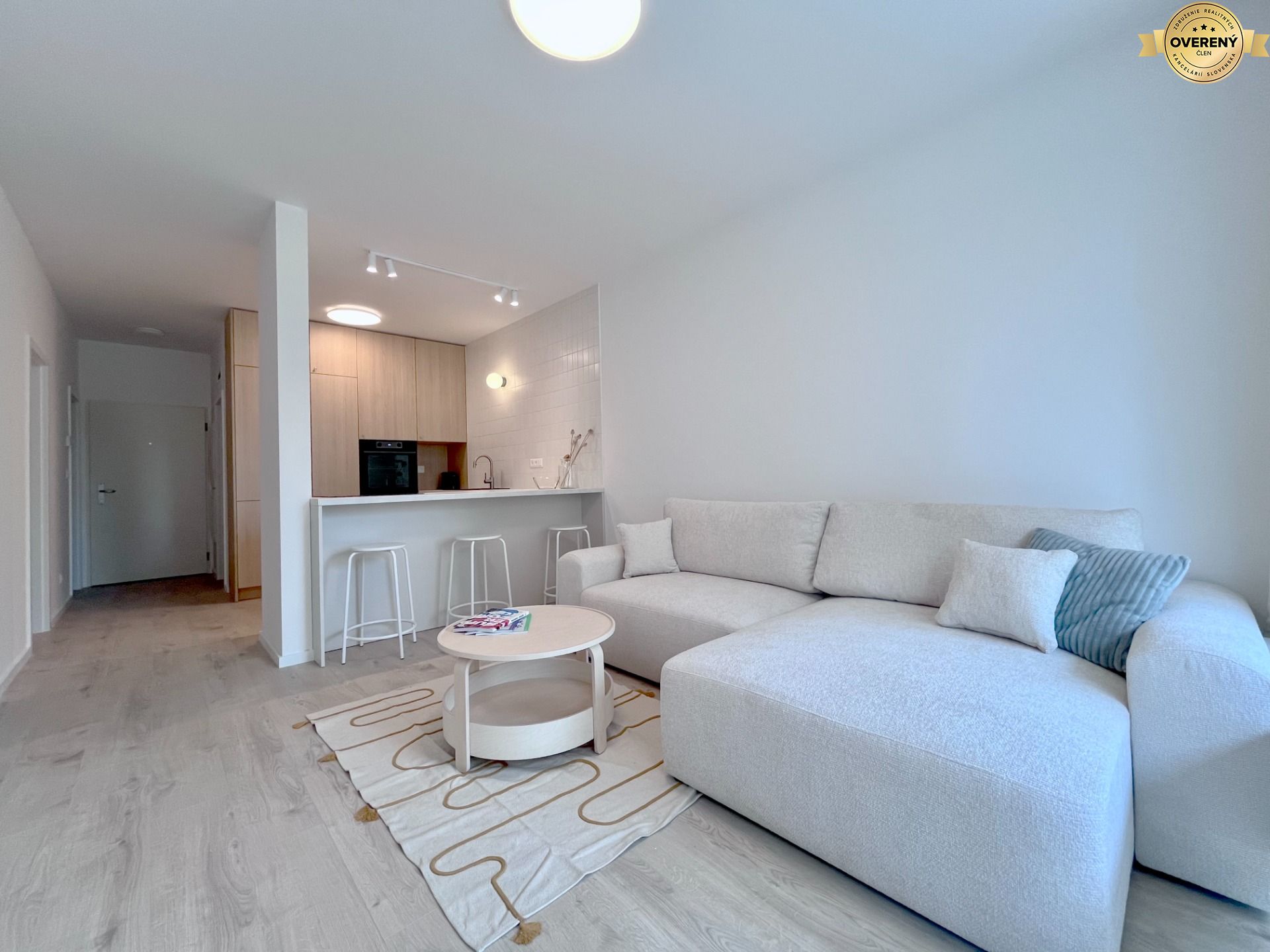 RESERVED | NOVÝ RUŽINOV,furnished 1-bedroom apt with garden