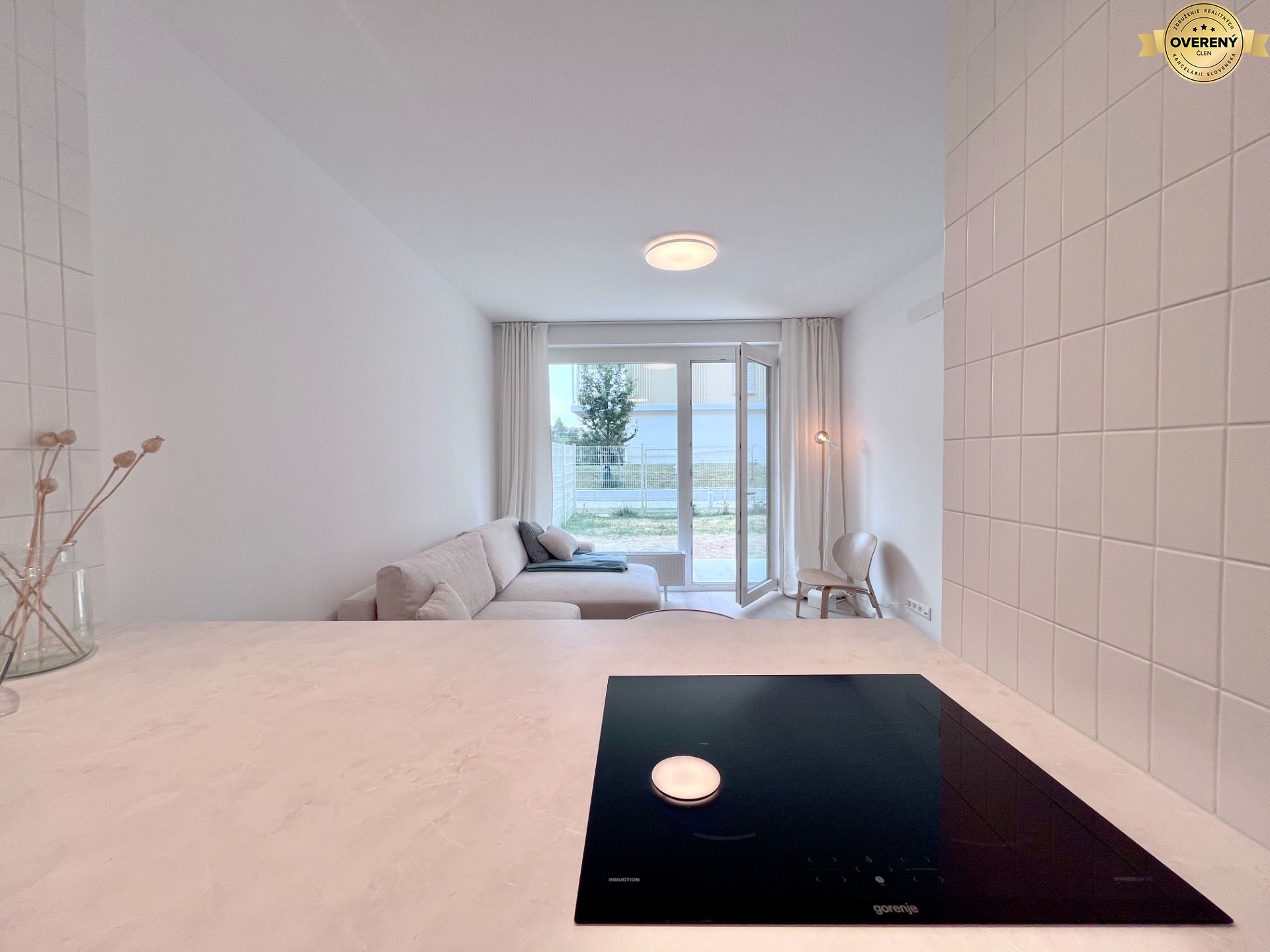 RESERVED | NOVÝ RUŽINOV,furnished 1-bedroom apt with garden