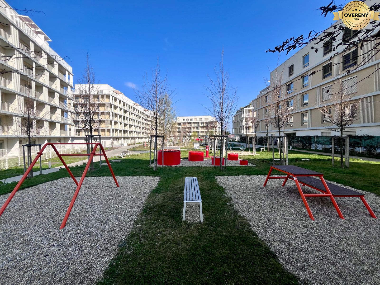 RESERVED | NOVÝ RUŽINOV,furnished 1-bedroom apt with garden