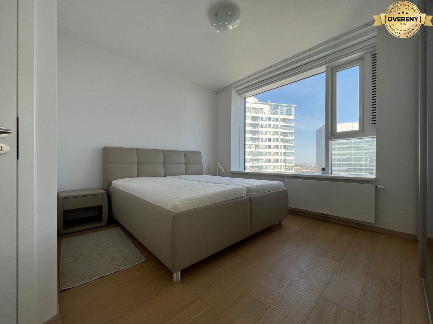 NUERA | PANORAMA CITY - 2-bed apt. with castle view, 26th fl., 97 sqm