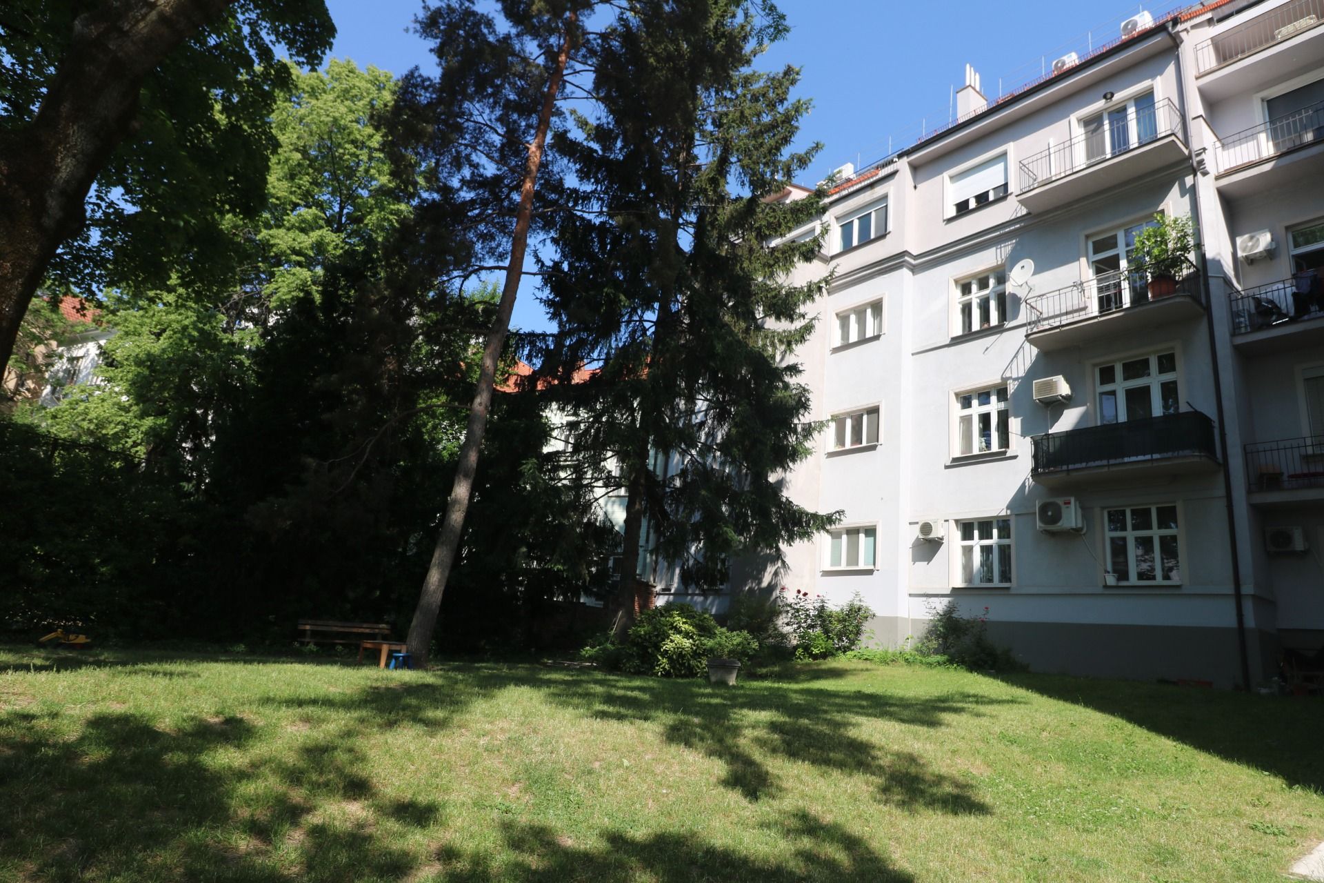 NUERA I Spacious 2 bedroom apartment at Palisady