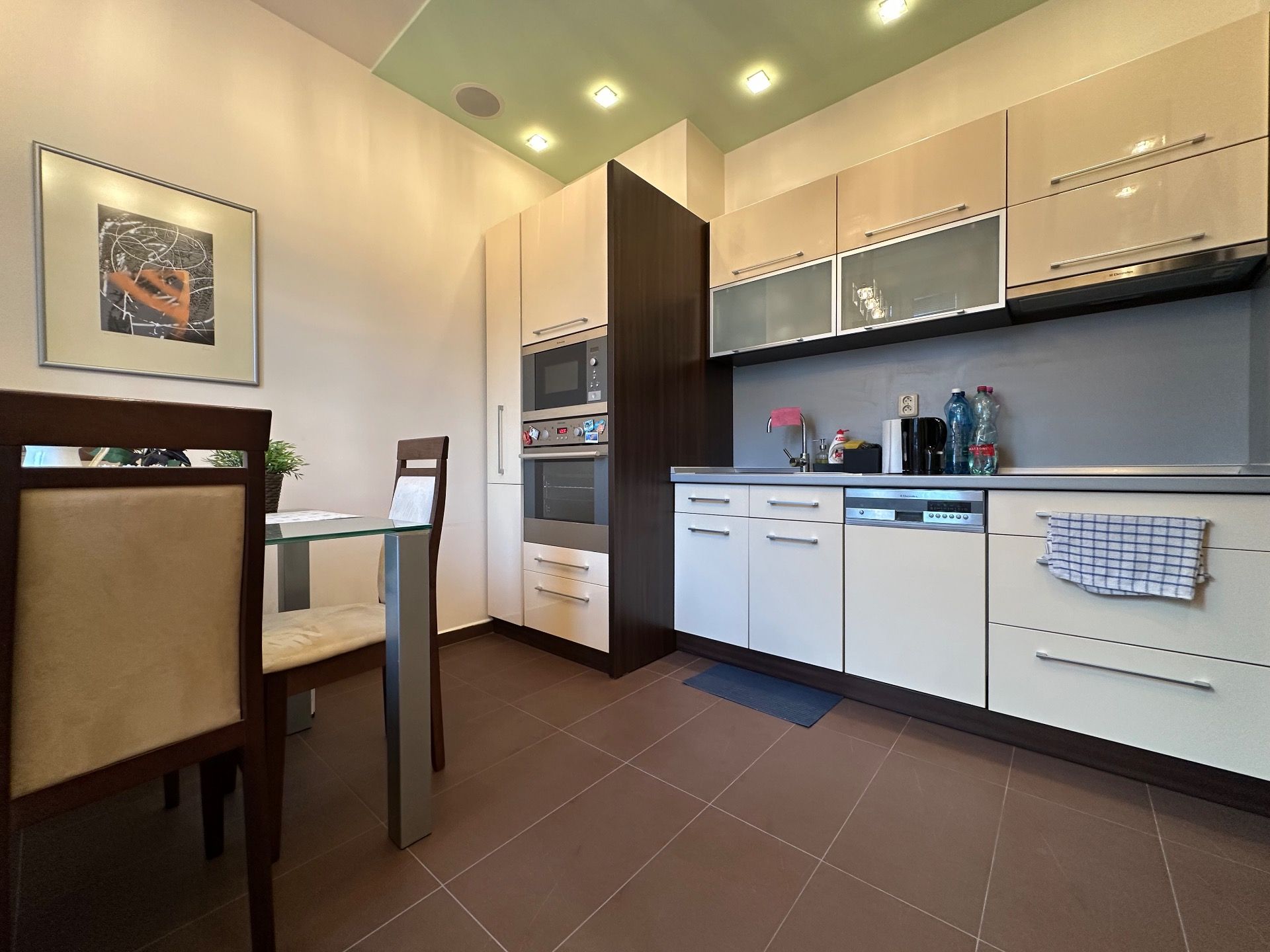 NUERA︱FOR SALE - 1-bedroom apartment near Medical Garden, Cukrová ul.