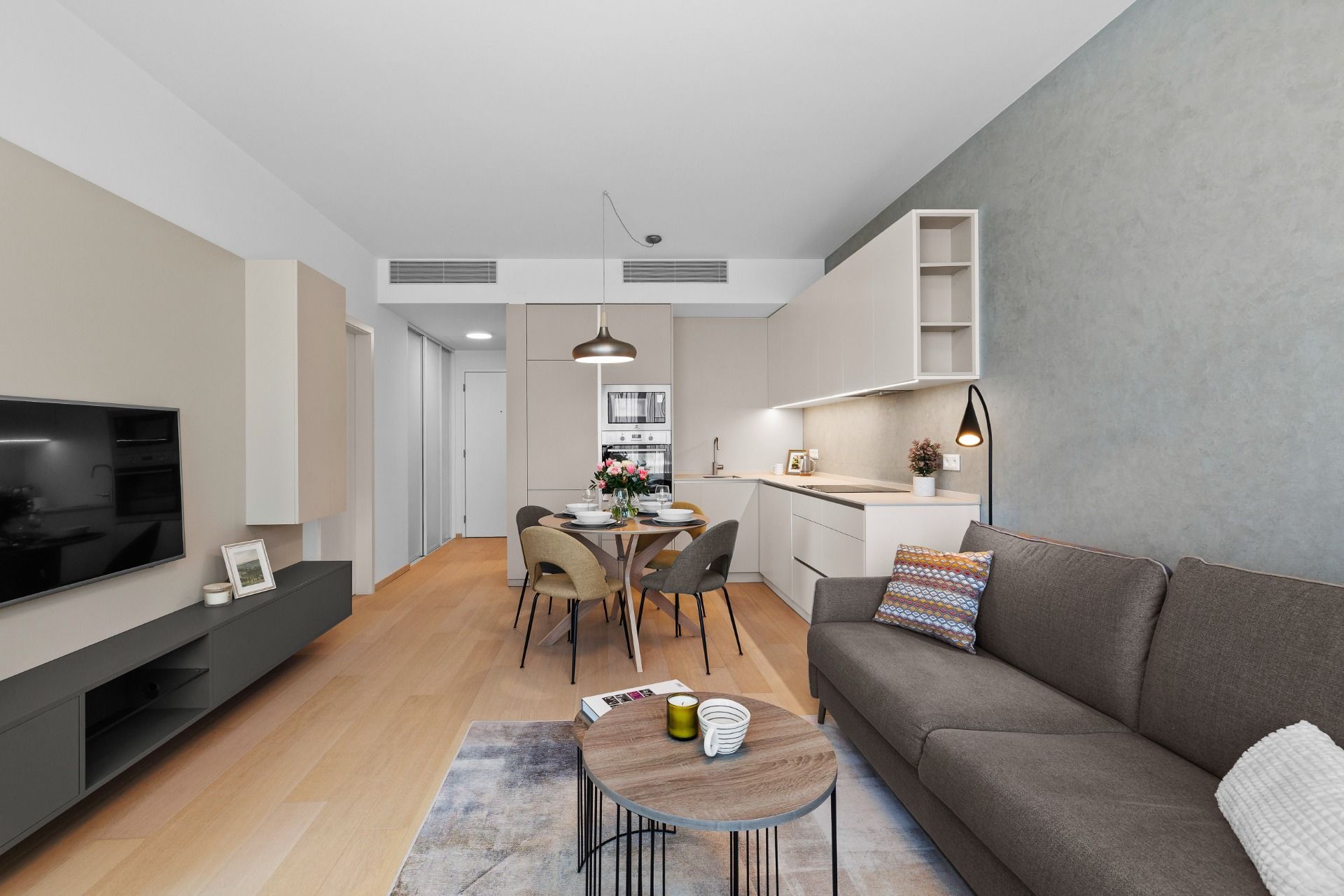 NUERA︱SKY PARK luxury furnished 2-room apartment on 15th floor