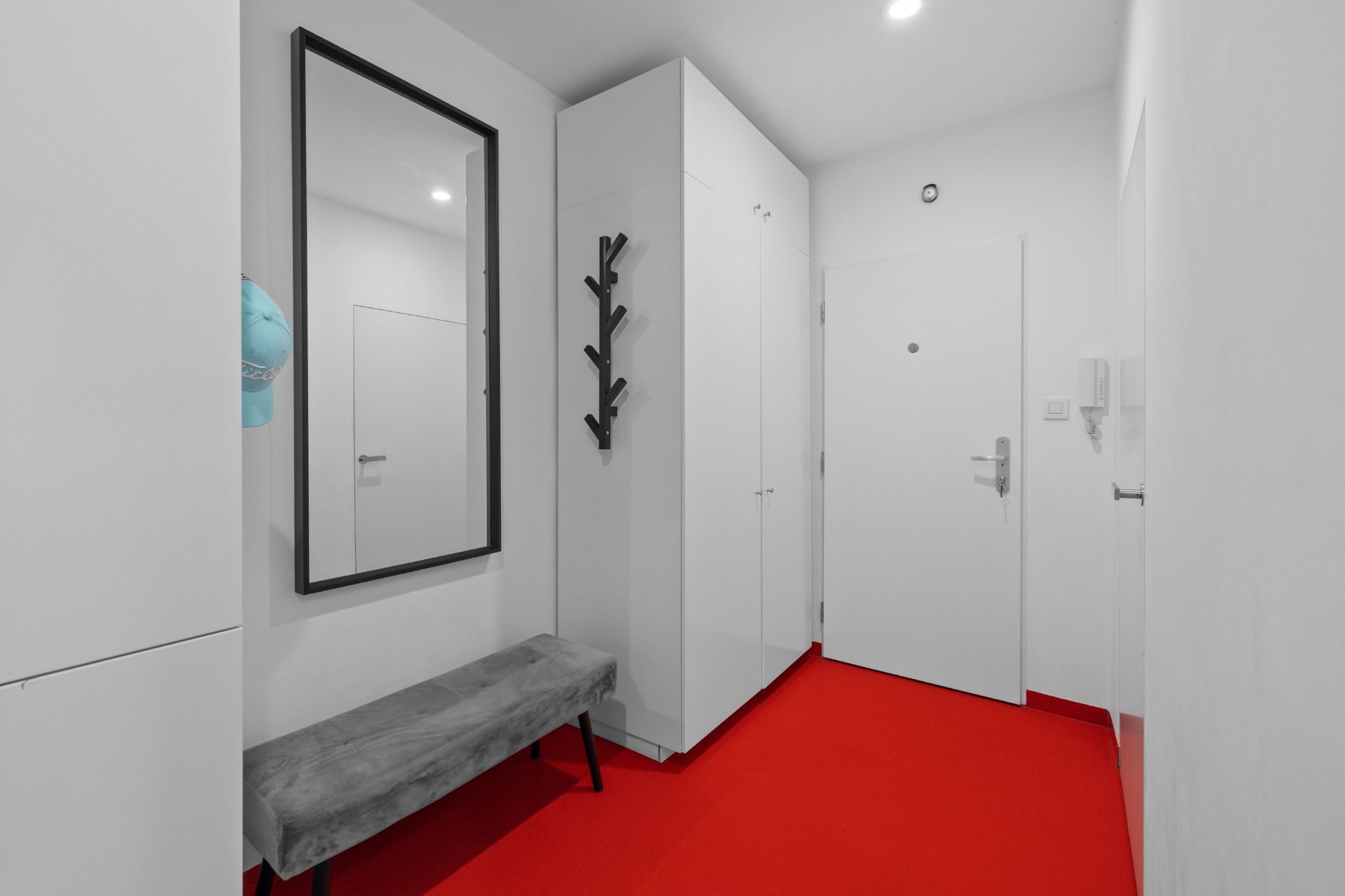 NUERA︱-  Reconstructed 2,5 room apartment, Haburska, Bratislava
