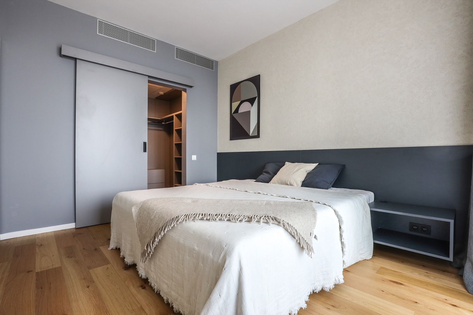 Rent One bedroom apartment, Továrenská, Bratislava - Staré Mesto, Slov