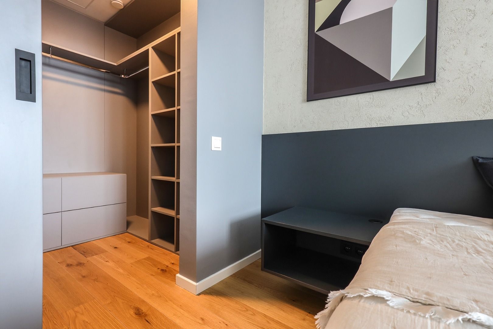 Rent One bedroom apartment, Továrenská, Bratislava - Staré Mesto, Slov