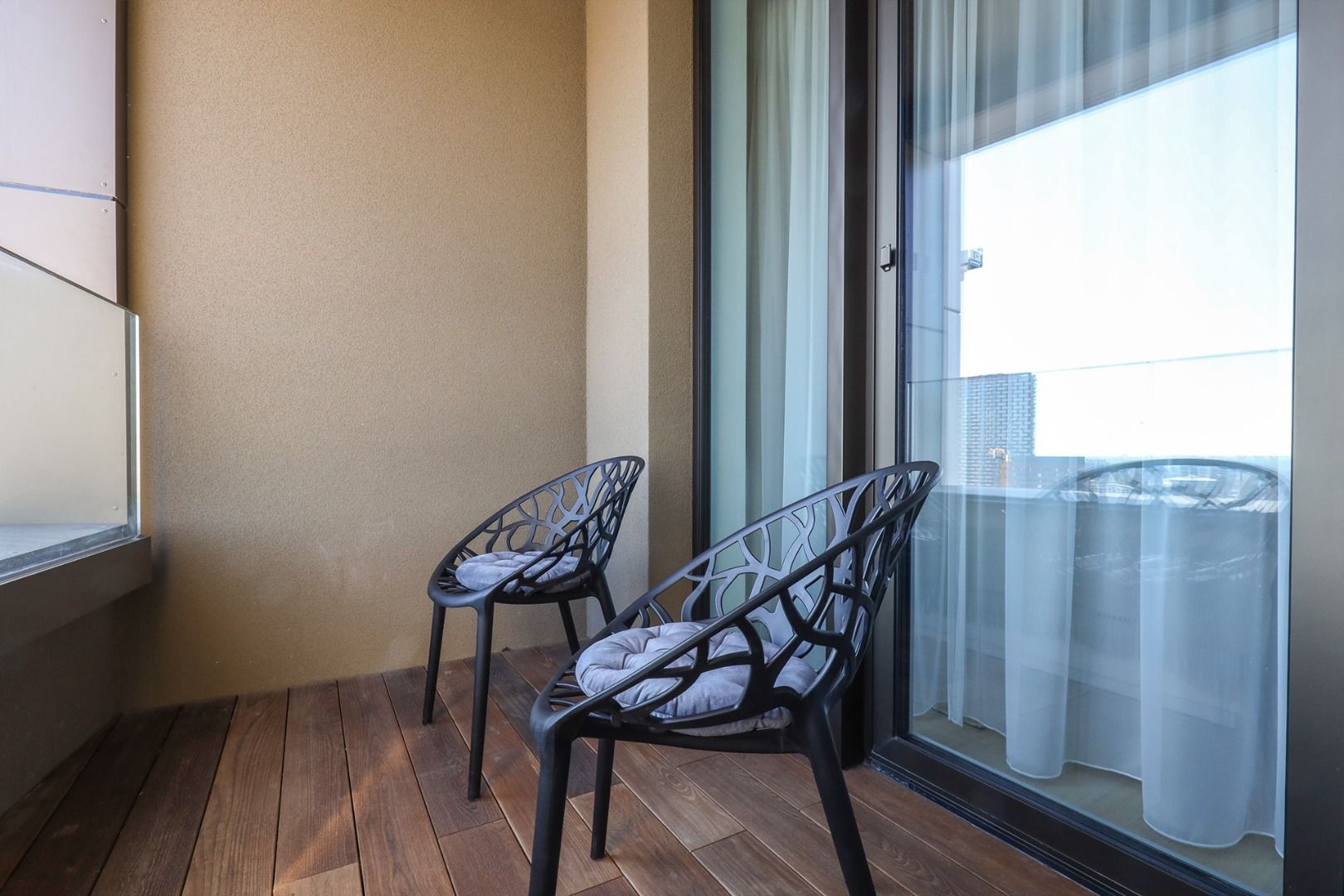 NUERA I SKY PARK Luxury 2-room apartment on 15th floor, tower 3