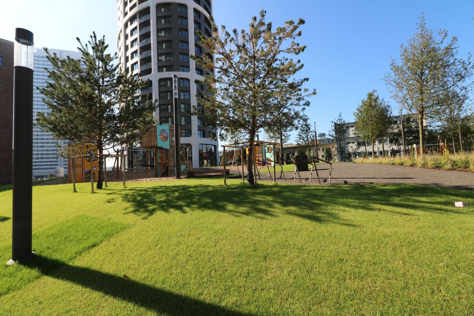 NUERA I SKY PARK Luxury 2-room apartment on 15th floor, tower 3