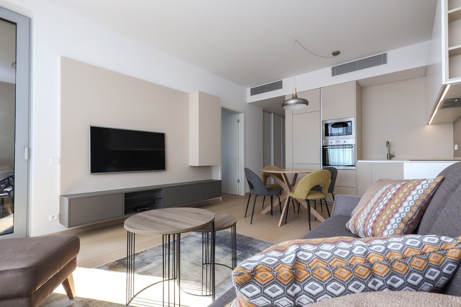 NUERA I SKY PARK Luxury 2-room apartment on 15th floor, tower 3